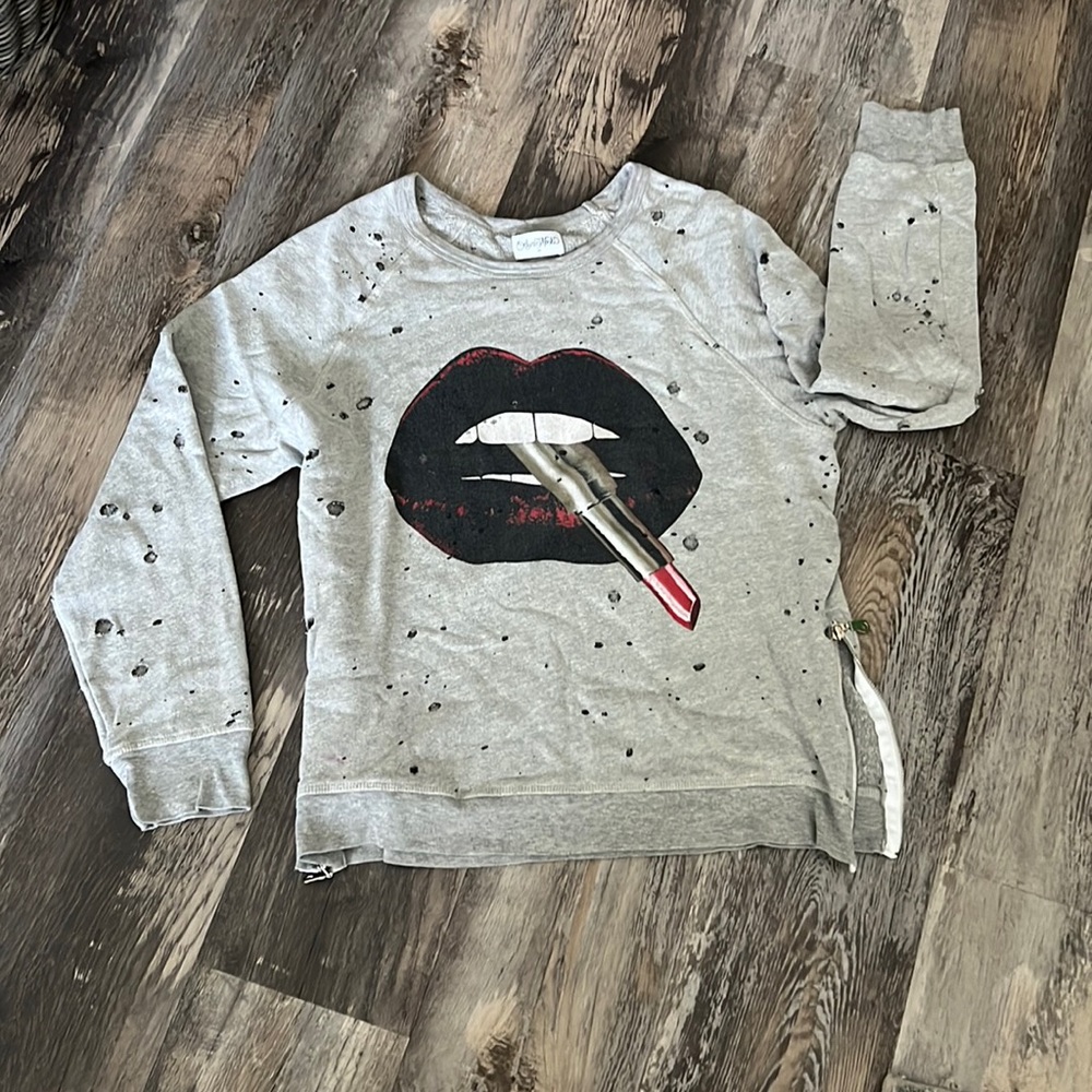 Lauren Moshi sweatshirt.